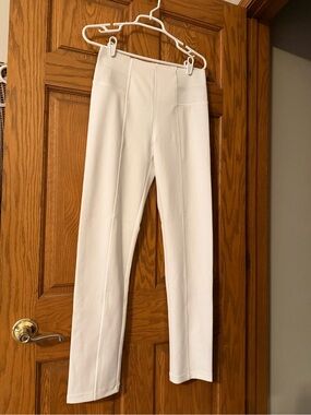 Simply Noelle White Leggings S/M NWT